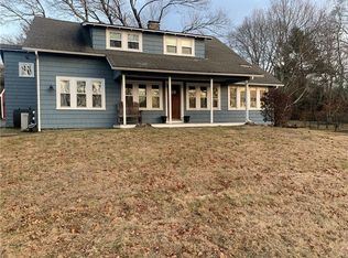 85 Hopkins Ave, Johnston, RI 02919