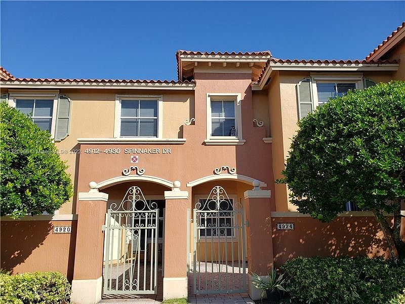 1st image of 4924 Spinnaker Dr #5004