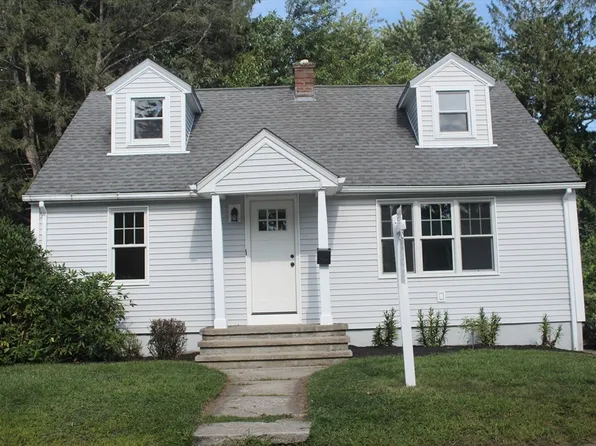 17 Didonato Ave, Webster, MA 01570