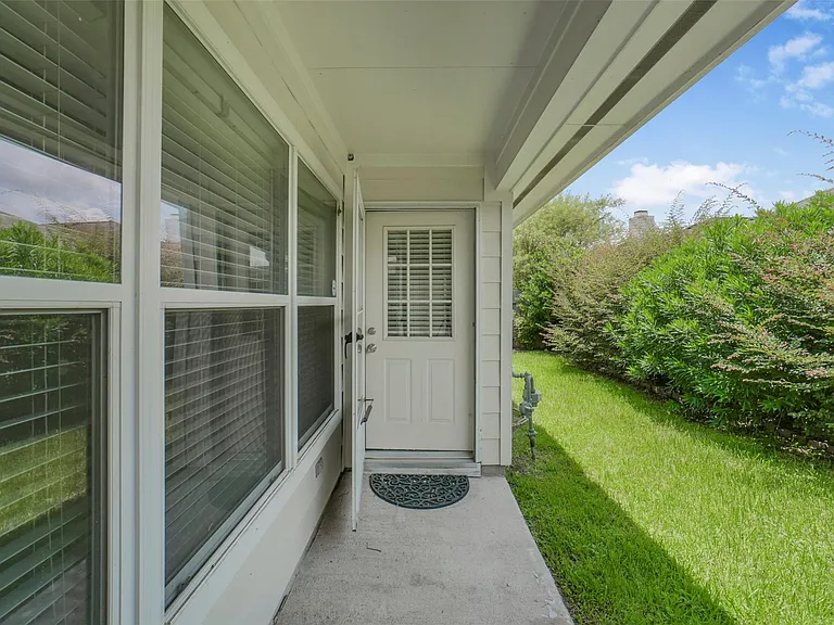 15911 Pleasant Green Cir — Photo 22