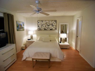 1045 Circle Ter E APT B, Delray Beach, FL, 33445