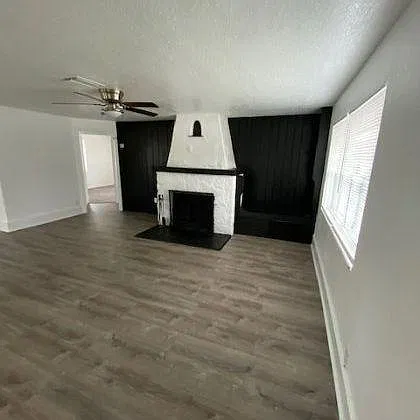 3 bed, 1400 sqft, $1,600 — Photo 4