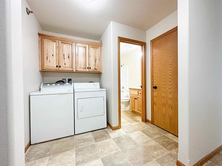 2150 1st St W #7 — Photo 5