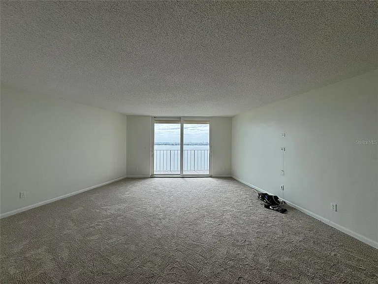 2611 Bayshore Blvd #1805 — Photo 47