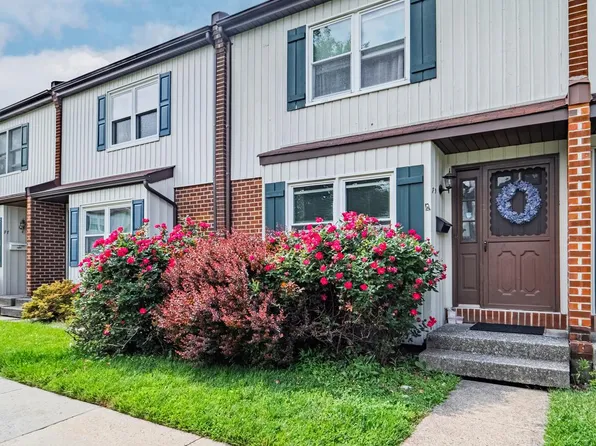 F9 Shirley Ln, Lawrenceville, NJ 08648