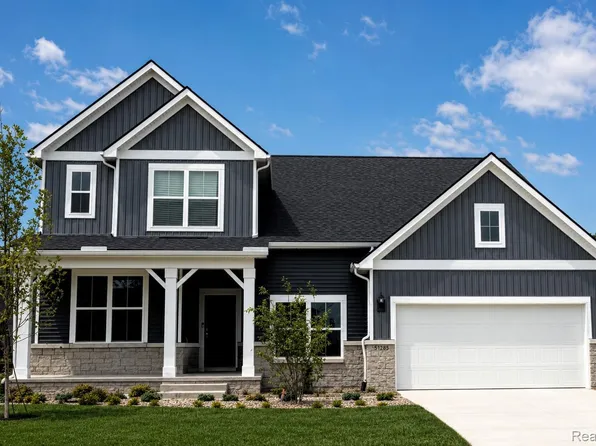 51453 Deerbrook Dr, Macomb, MI 48042