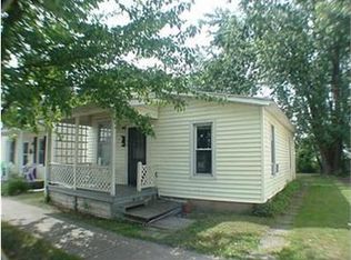 156 Saint Clair Ave SE, New Philadelphia, OH 44663