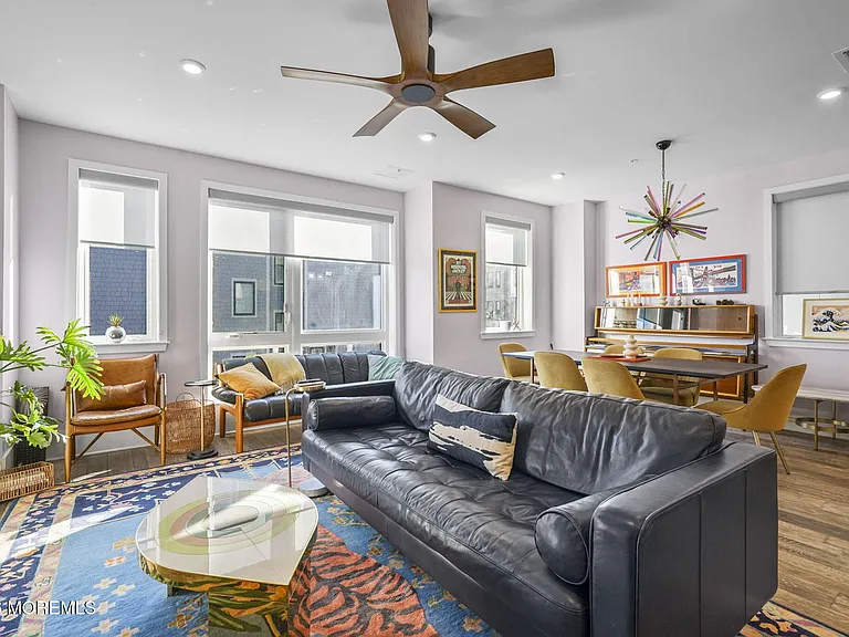 300 Asbury Ave #14 — Photo 9