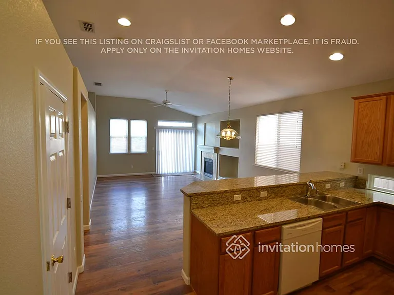 7479 Damascas Dr — Photo 3