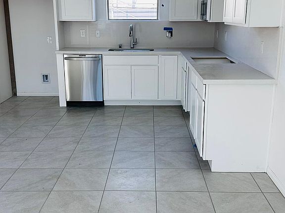 3rd image of 11568 Kindle Ct