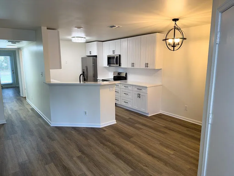 162 Lindfield Cir — Photo 5