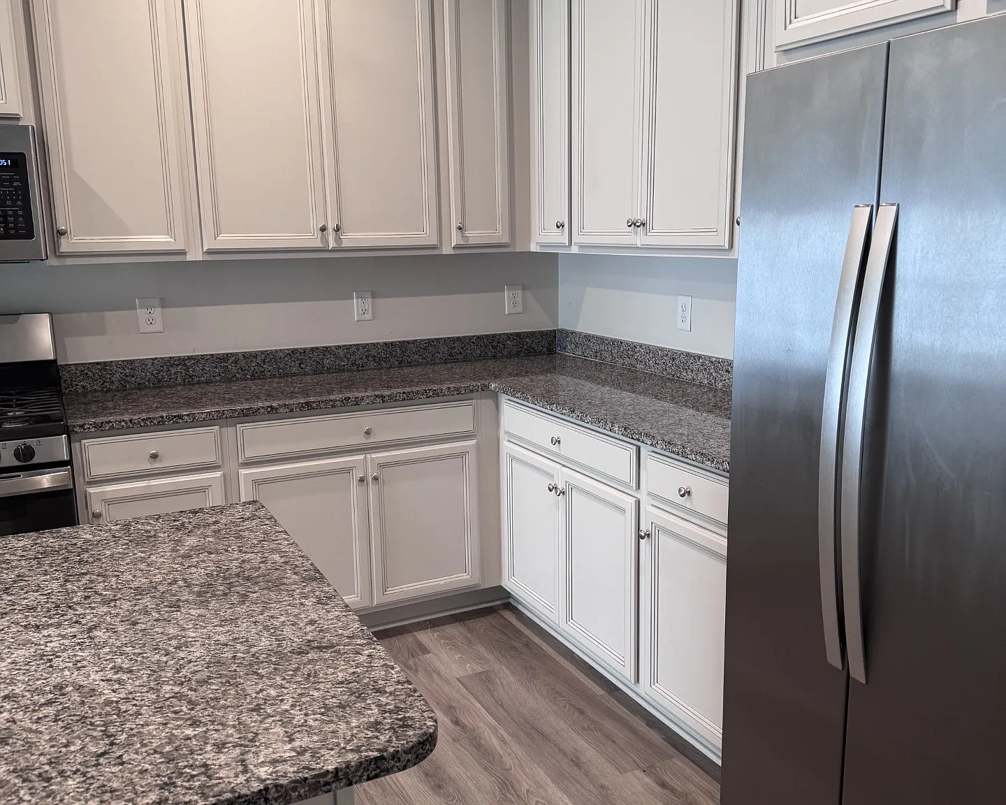 3 bed, 2.5 bath, 1841 sqft, $2,600 — Photo 4