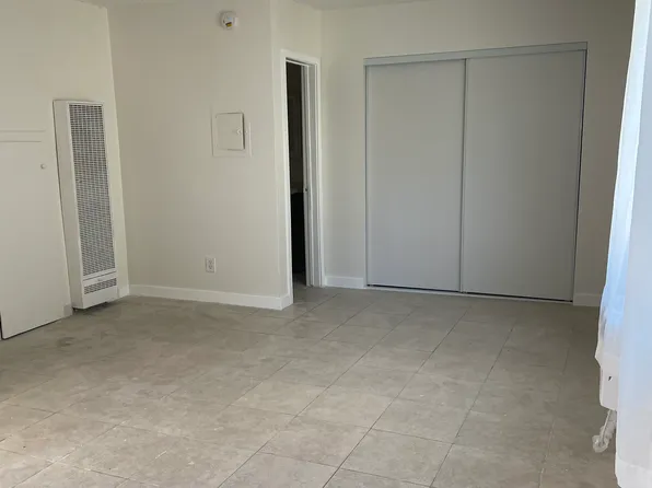 16051 Cantlay St APT 4, Van Nuys, CA 91406
