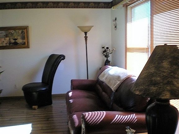 3rd image of 53670 Hyde Park Dr