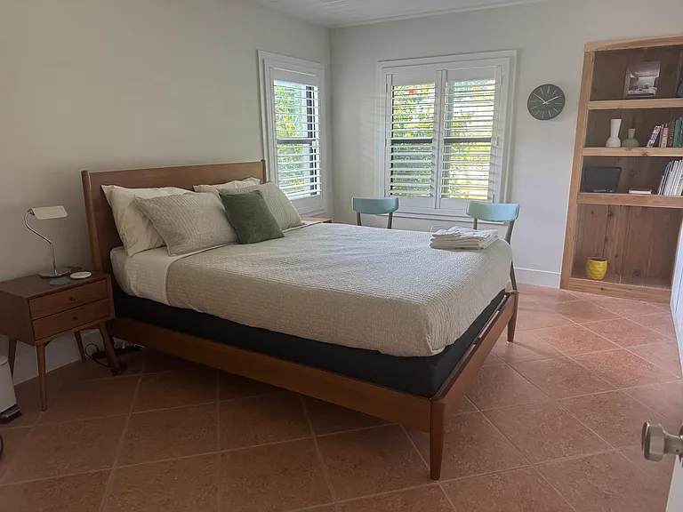 876 22nd Pl — Photo 8