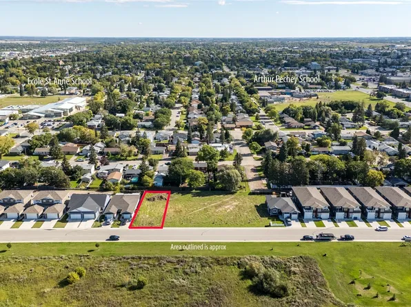 2500 Woodbridge Drive, Prince Albert, SK S6W 0A7