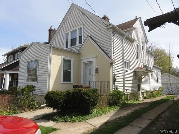 3rd image of 921 Vanderbilt Ave