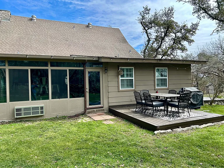 9000 Blue Hill Ct — Photo 25