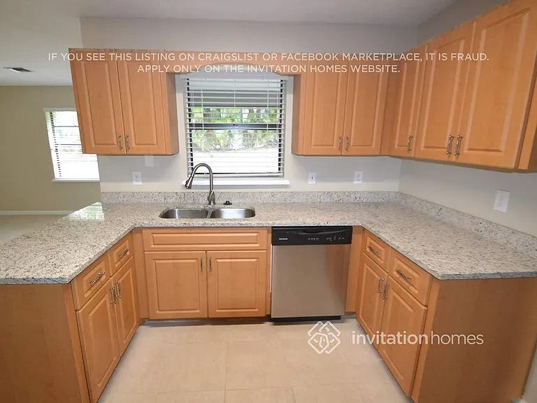 1901 Shower Tree Way — Photo 4