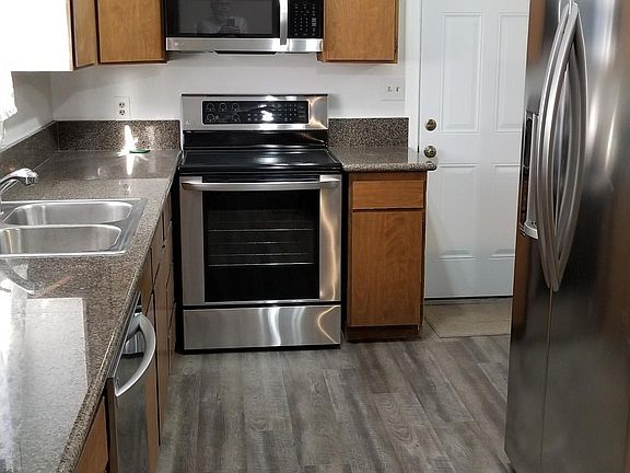 4th image of 52045 Avenida Navarro