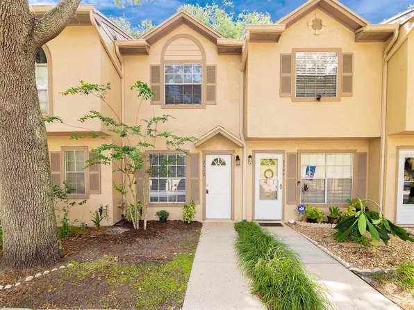 2342 Fletchers Point Cir, Tampa, FL 33613