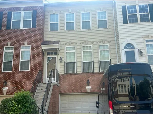 8548 Wyngate Manor Ct, Alexandria, VA 22309