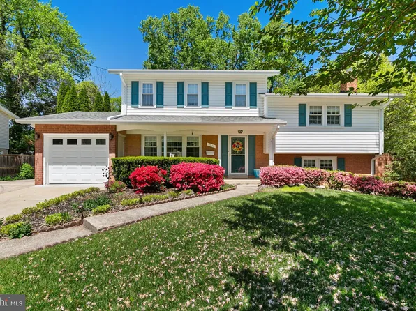 5311 Crestedge Ln, Rockville, MD 20853