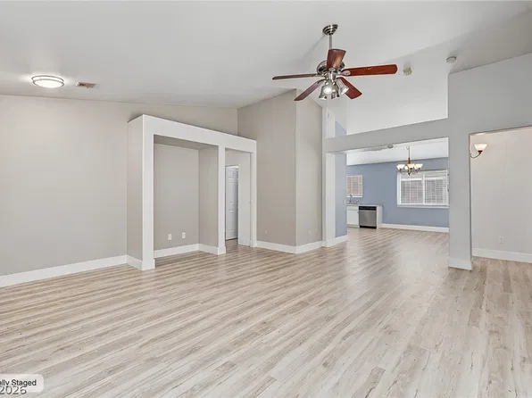 5921 Mount Auburn St, Las Vegas, NV 89130