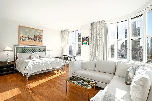 Sold by Compass | media 14