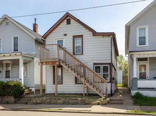 1208 Rhomberg Ave, Dubuque, IA 52001