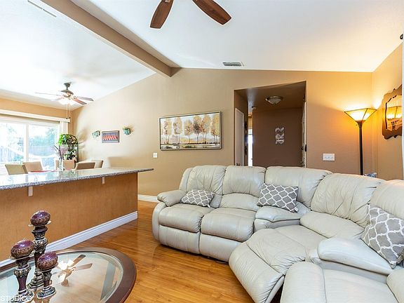 4th image of 8153 San Remo Way