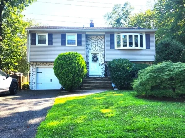 5 Cecilia Pl, Fanwood Boro, NJ 07023
