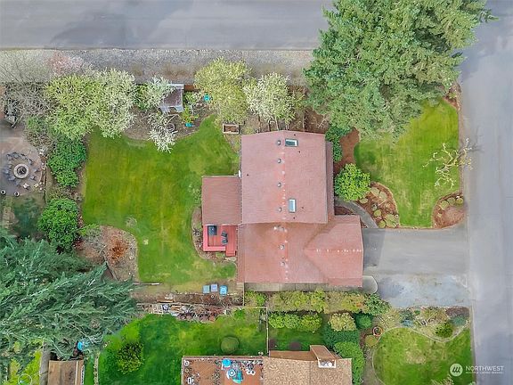 3rd image of 9612 164th Street E