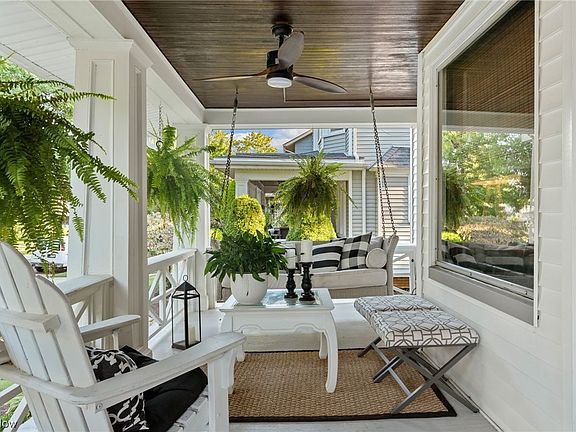 4th image of 1561 Marlowe Ave