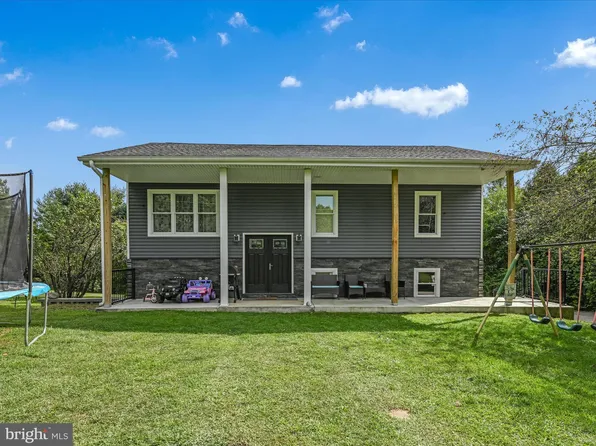366 Summer Hill Rd, Schuylkill Haven, PA 17972