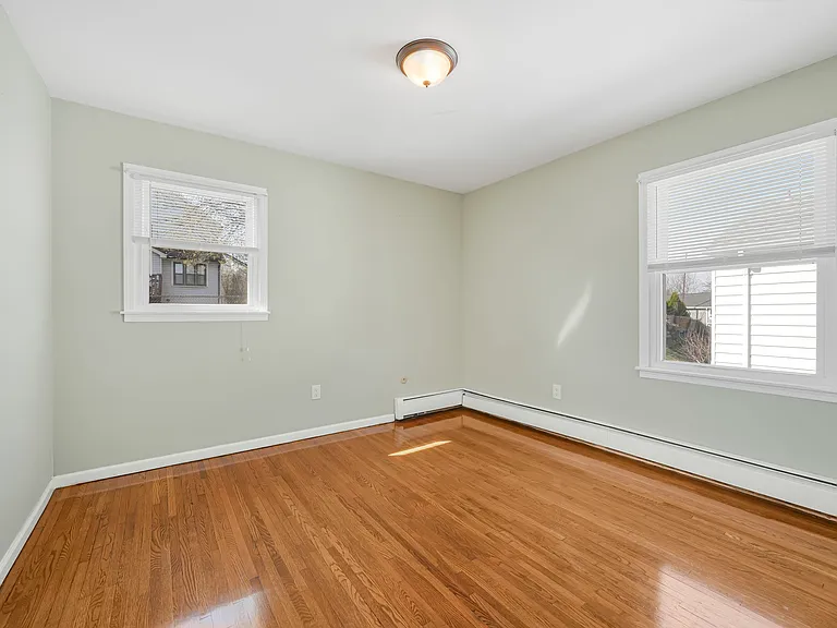 Viola Ave — Photo 13