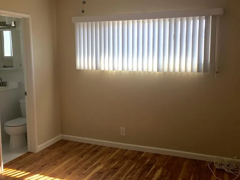 16462 Pacific Coast Hwy — Photo 2