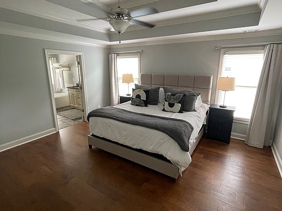 5th image of 2895 Anderson Cir SE