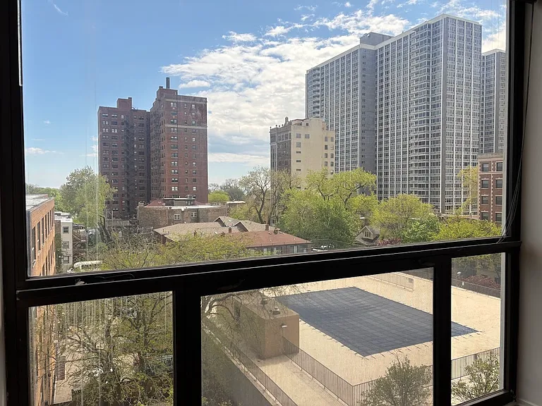 4343 N Clarendon Ave #712 — Photo 5