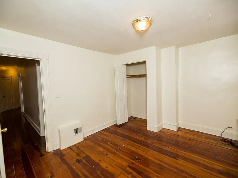 109 W 27th St — Photo 18