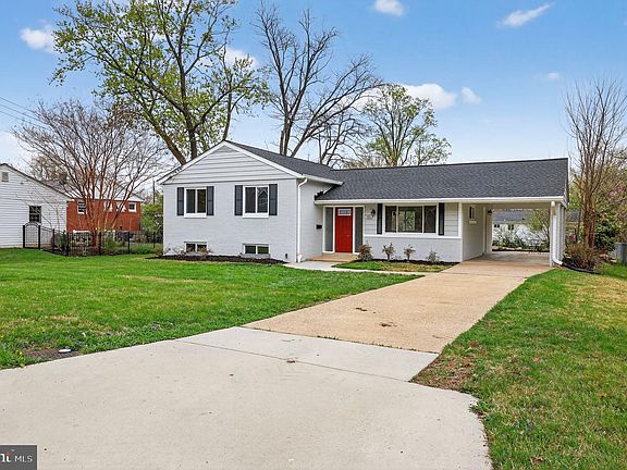 2nd image of 3811 Egan Dr