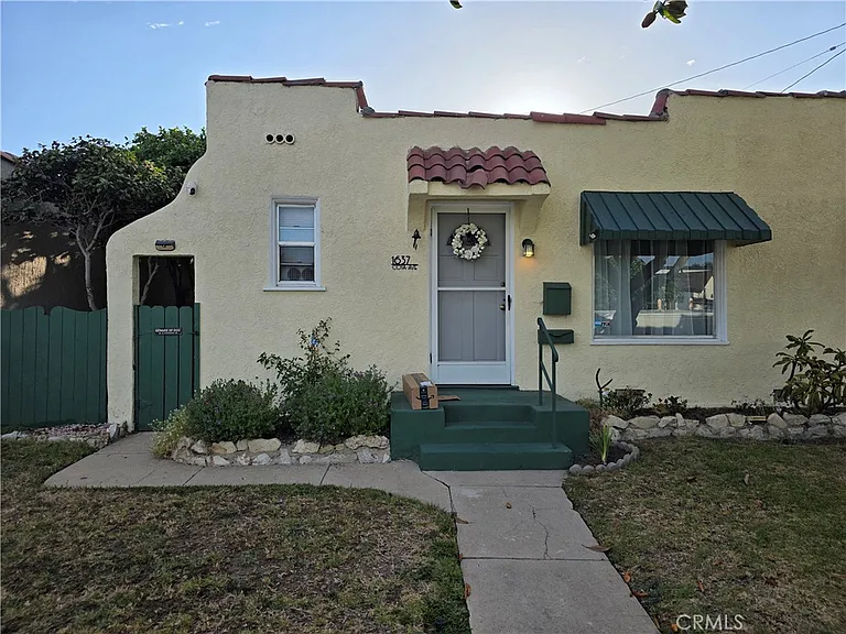 1637 Cota Ave — Photo 2