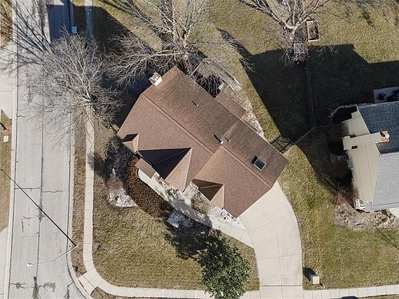 4th image of 1300 NE 93rd Ter