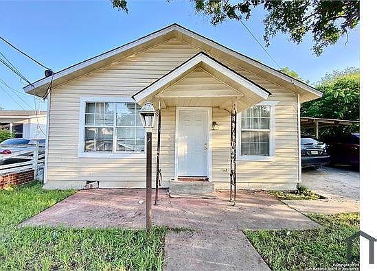 1st image of 4516 W Cesar E Chavez Blvd #1