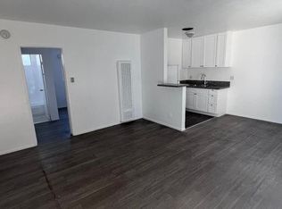 450 S Venice Blvd APT 13, Venice, CA 90291