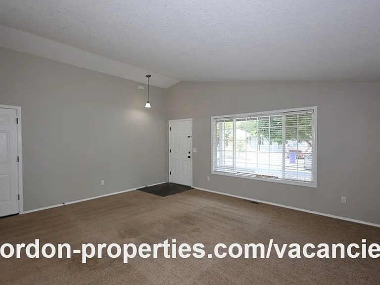 2373 NW Stanley Ave — Photo 6