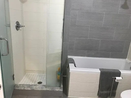 Rented by Premier Metro Realty Corp | media 36