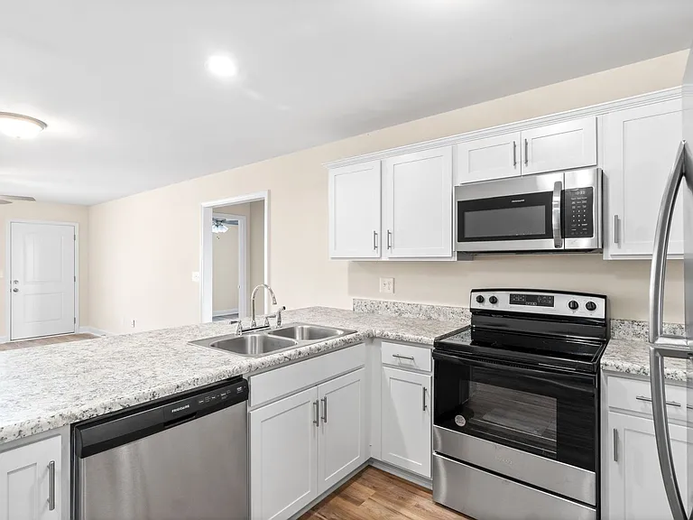 9540 Russellville Rd #B — Photo 10