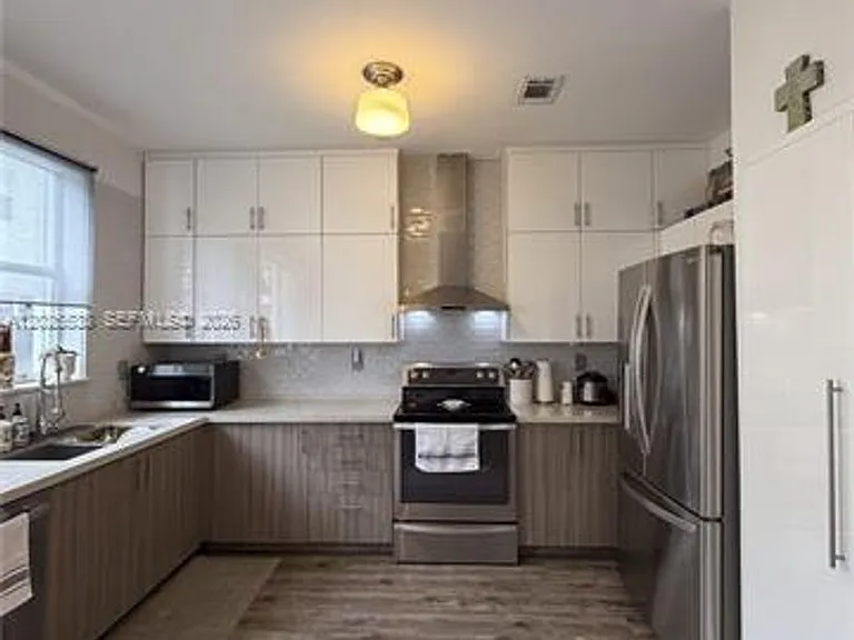 5420 NW 107th Ave #303 — Photo 22