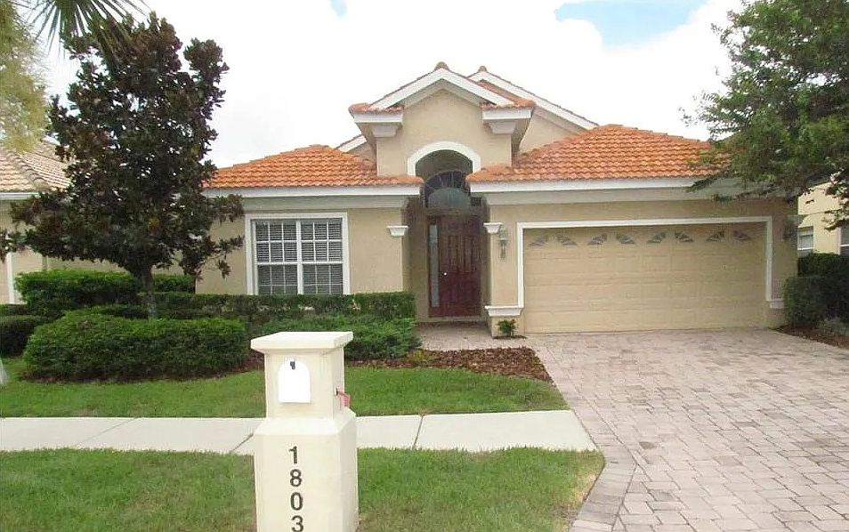2nd image of 18032 Java Isle Dr